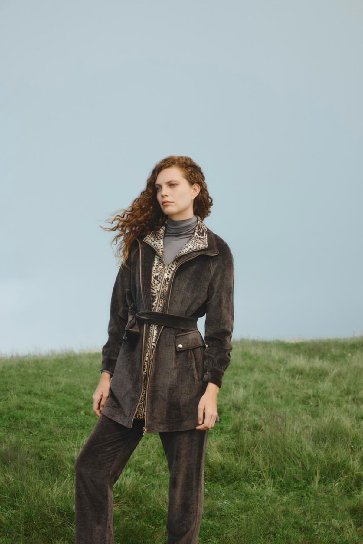 LEOPAR DETAYLI KUŞAKLI CEKET