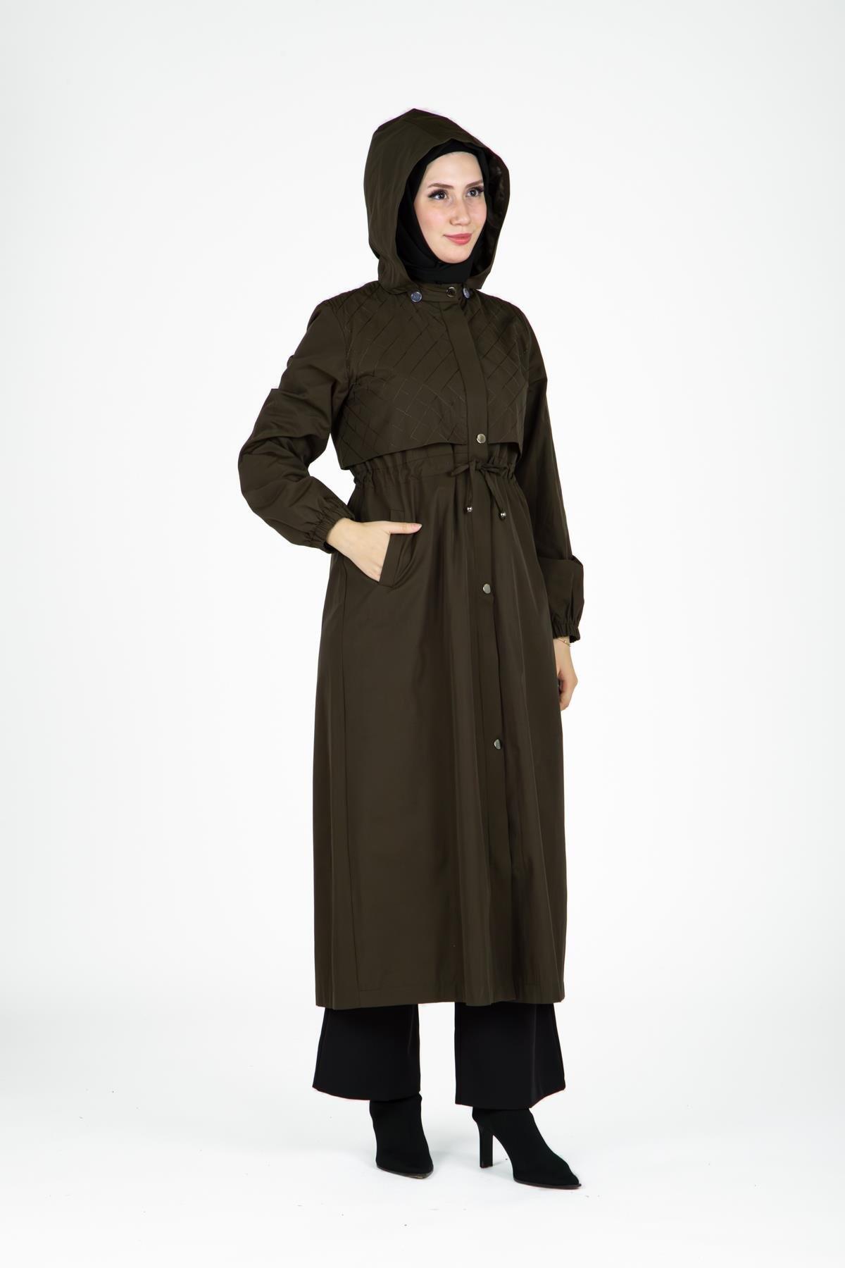 KAPŞONLU RÜZGARLIK DETAYLI MONT