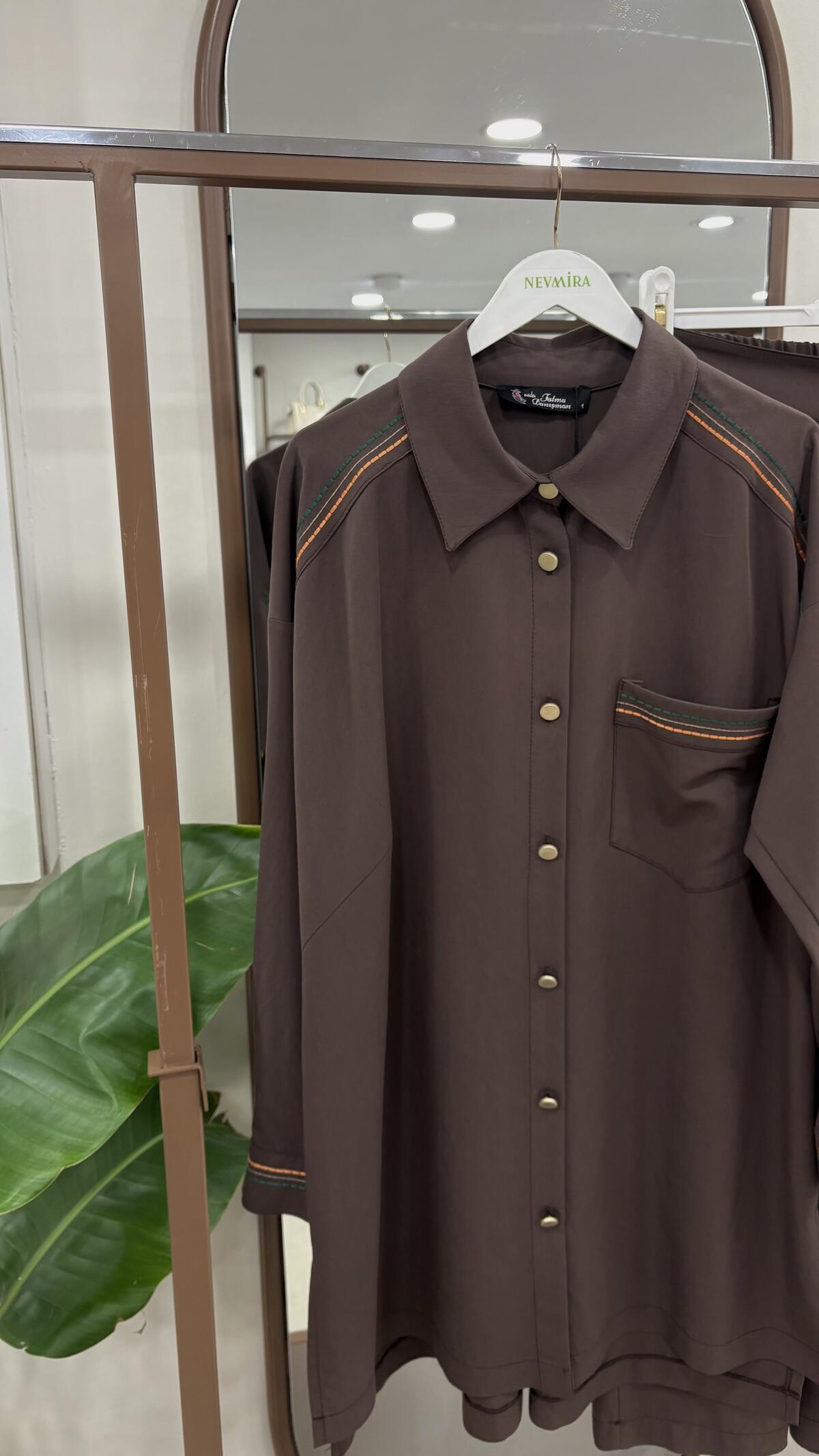 CEP OMUZ NAKIŞLI PANTOLONLU TAKIM