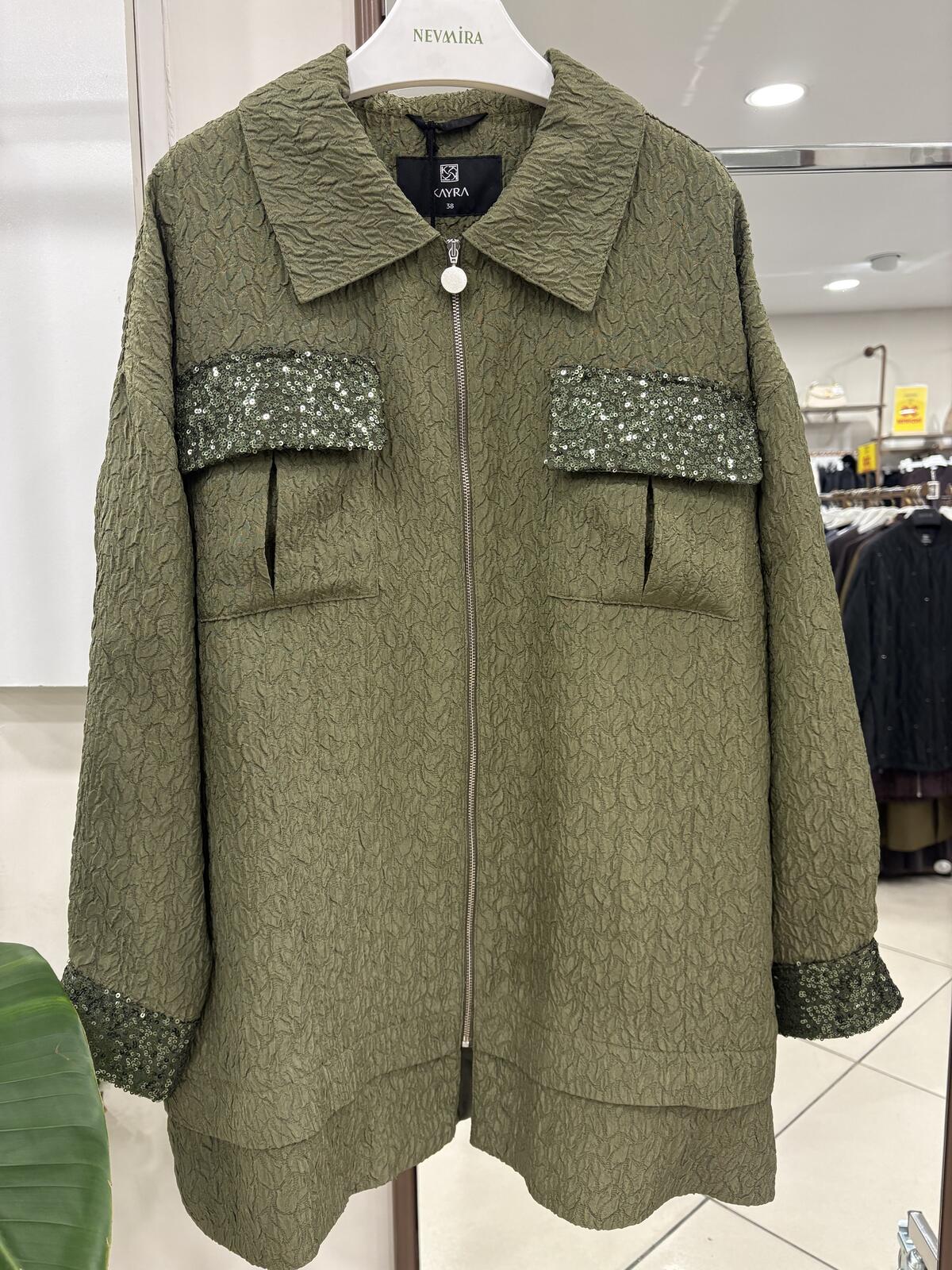 PAYET GARNİLİ FERMUARLI CEKET