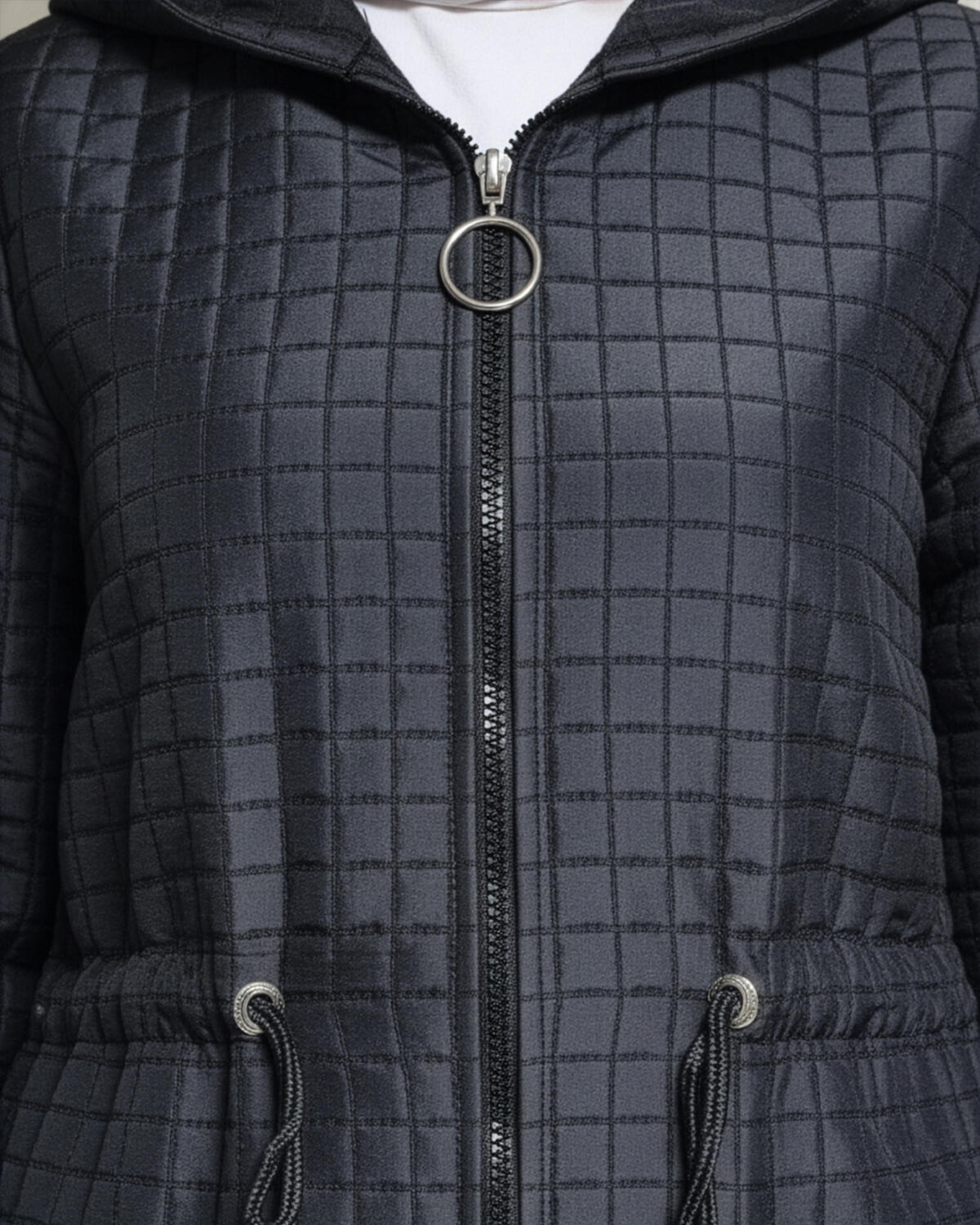 TORBA CEPLİ KAPŞONLU KISA MONT TORBA CEPLİ KAPŞONLU KISA MONT