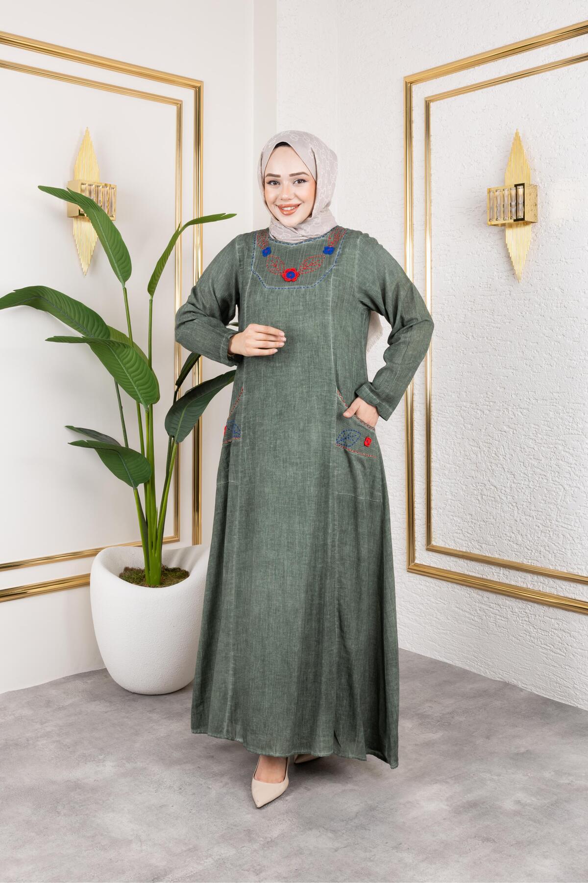 BEŞGEN DİKİŞ DETAYLI ELBİSE