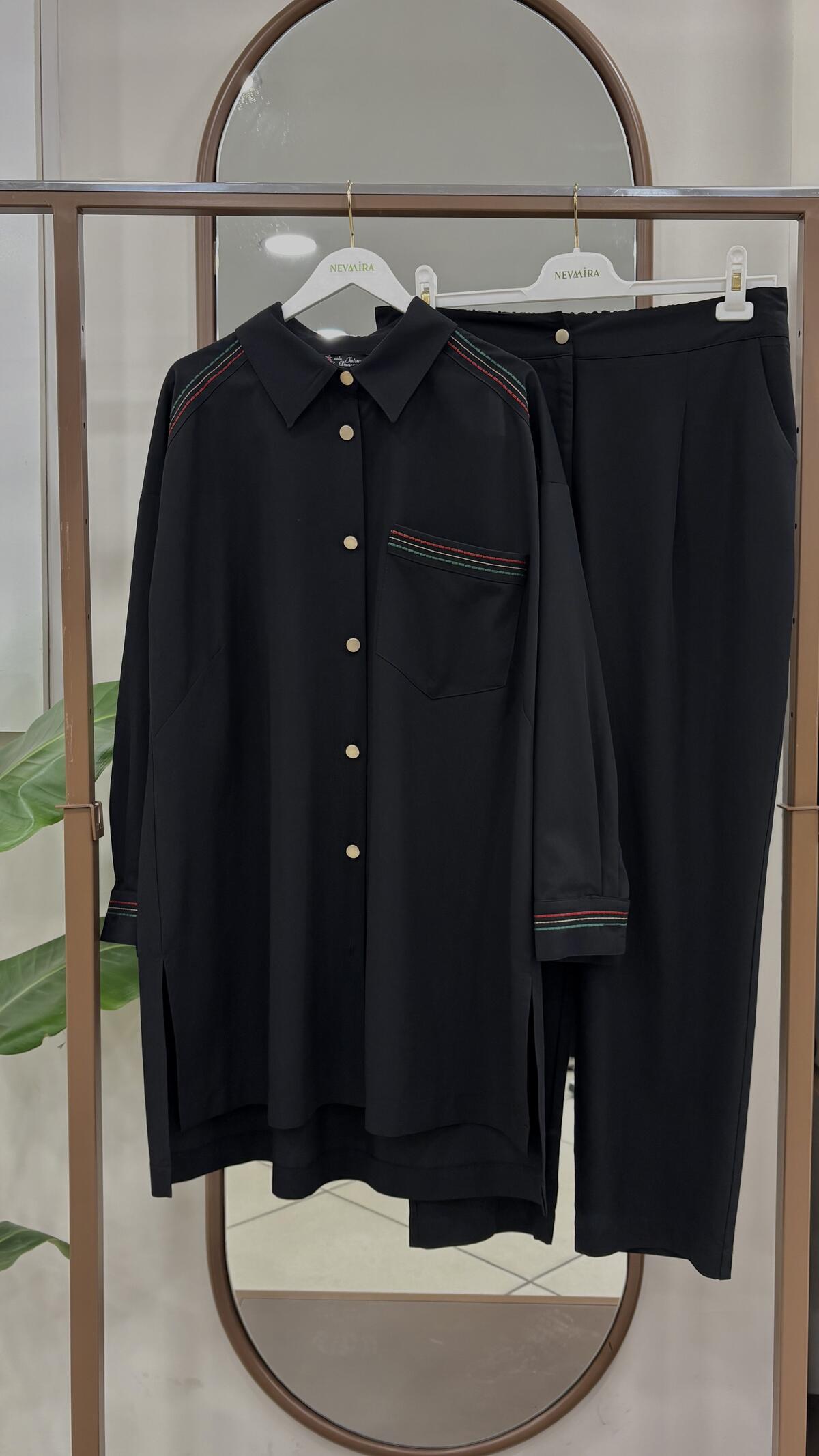 CEP OMUZ NAKIŞLI PANTOLONLU TAKIM