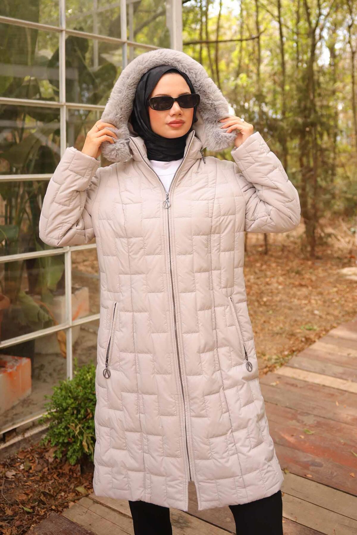 DİKDÖRTGEN DESENLİ ŞİŞME MONT