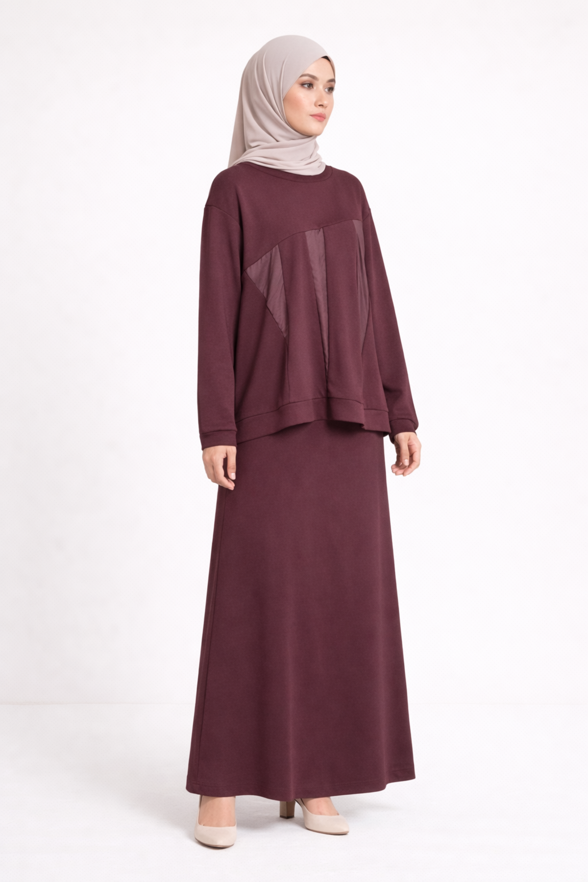 PARÇA GARNİLİ ETEKLİ TAKIM