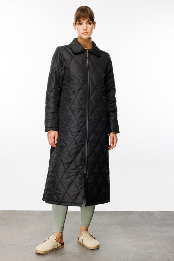 YAKALI HAFİF DOKULU KAPİTONE KAP