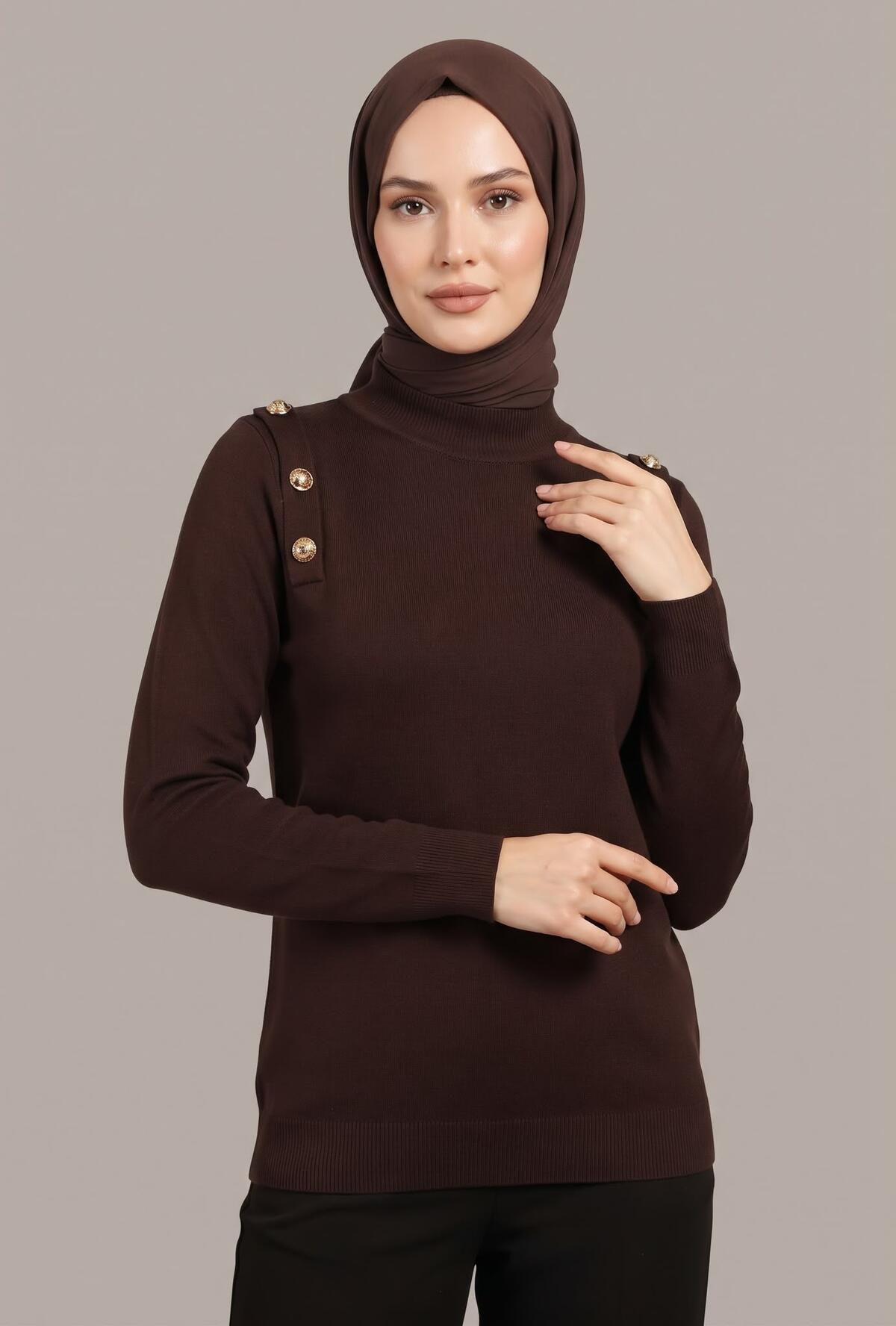 OMUZ DÜĞMELİ KAZAK
