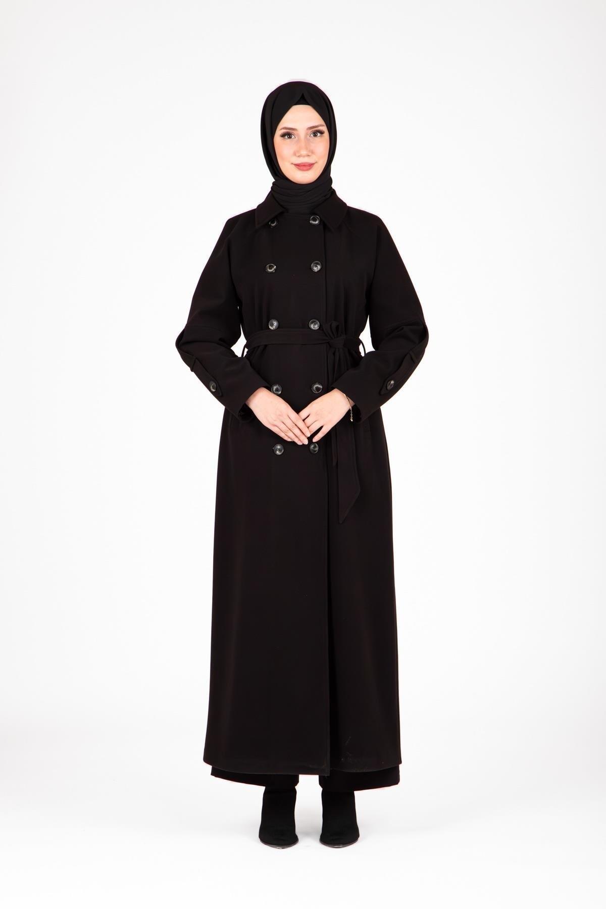 KOL APOLETLİ DÜĞMELİ KABAN