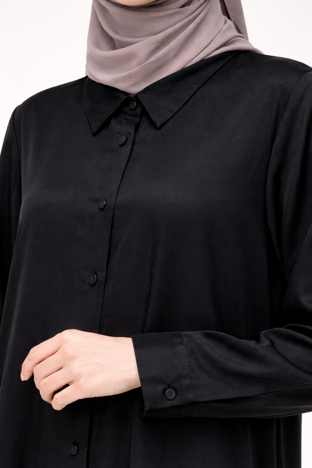 ARKA PELERİN DETAYLI DÜĞMELİ KAP