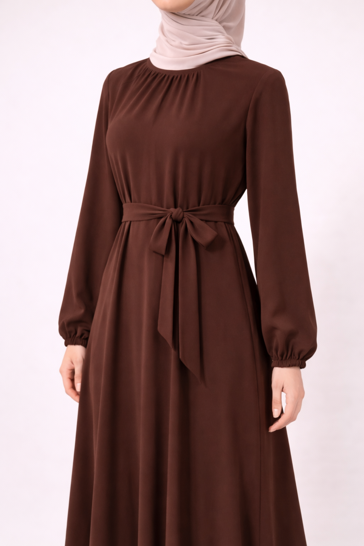 YAKA BÜZGÜLÜ RAHAT KALIP ELBİSE