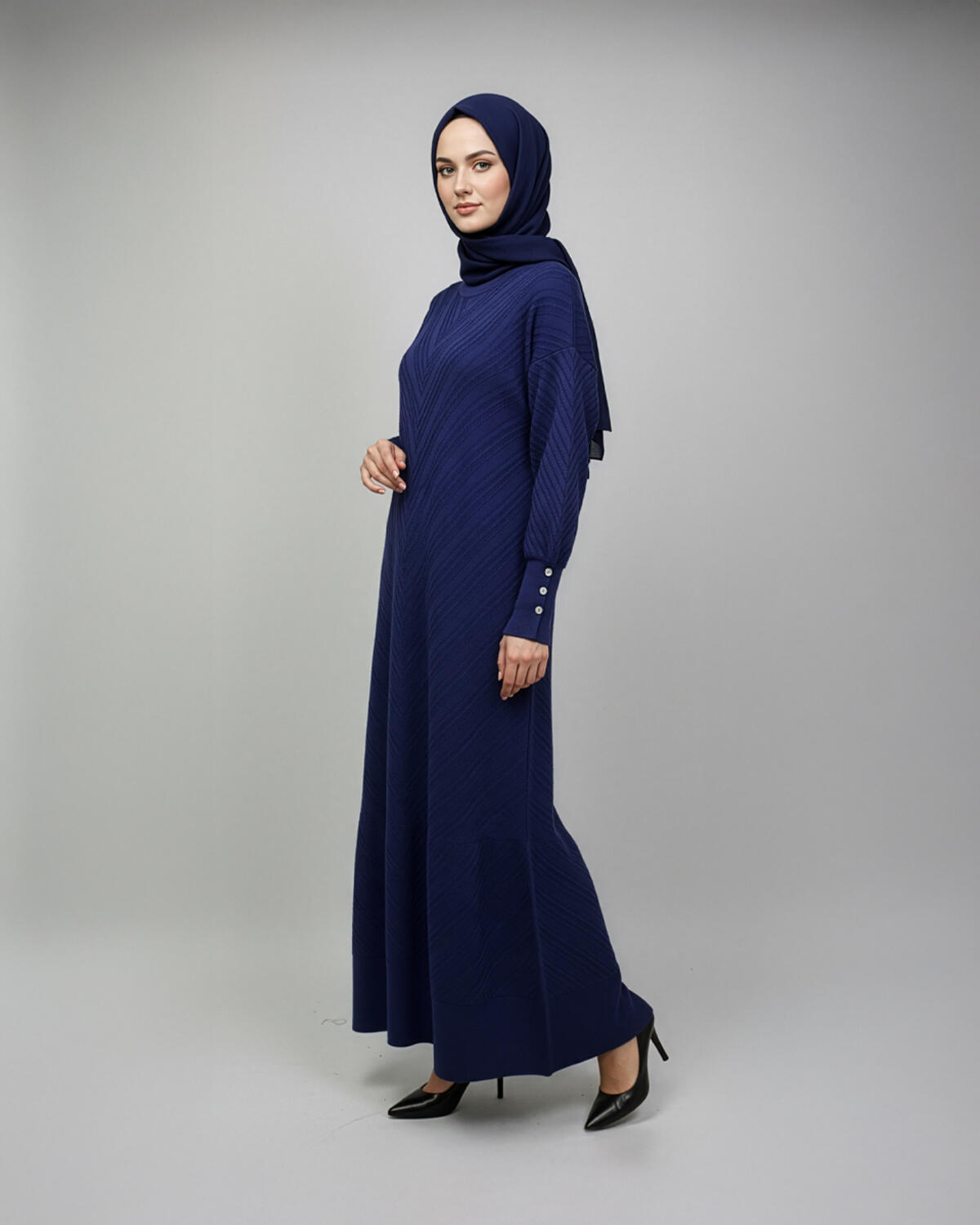 VEREV DESEN TRİKO ELBİSE