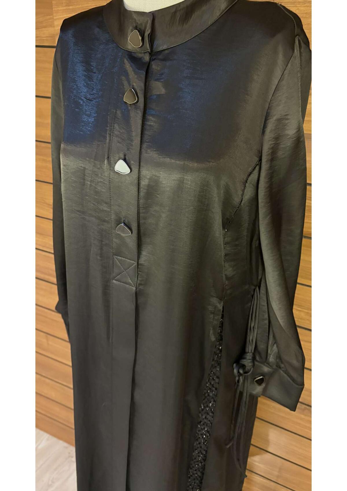 KEMERLİ SİM İŞLEME DETAYLI ELBİSE