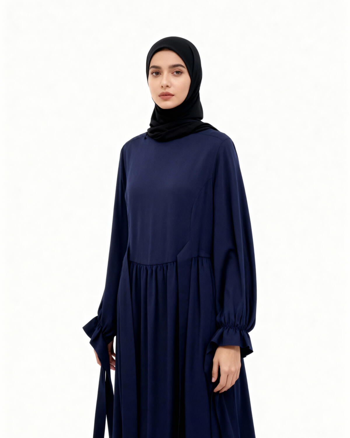 YAN BAĞLAMALI İPEK ELBİSE