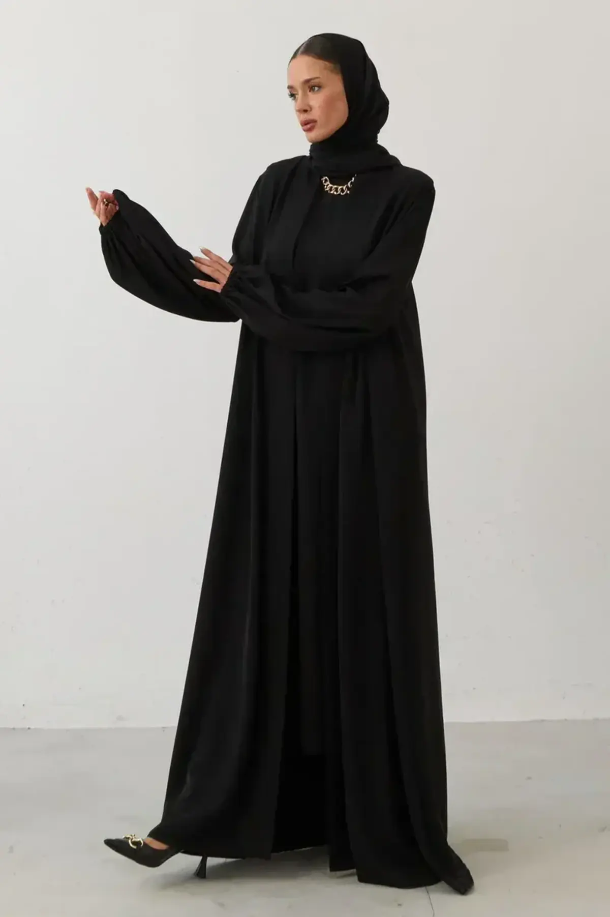 KOLU LASTİKLİ GÜNLÜK ABAYA