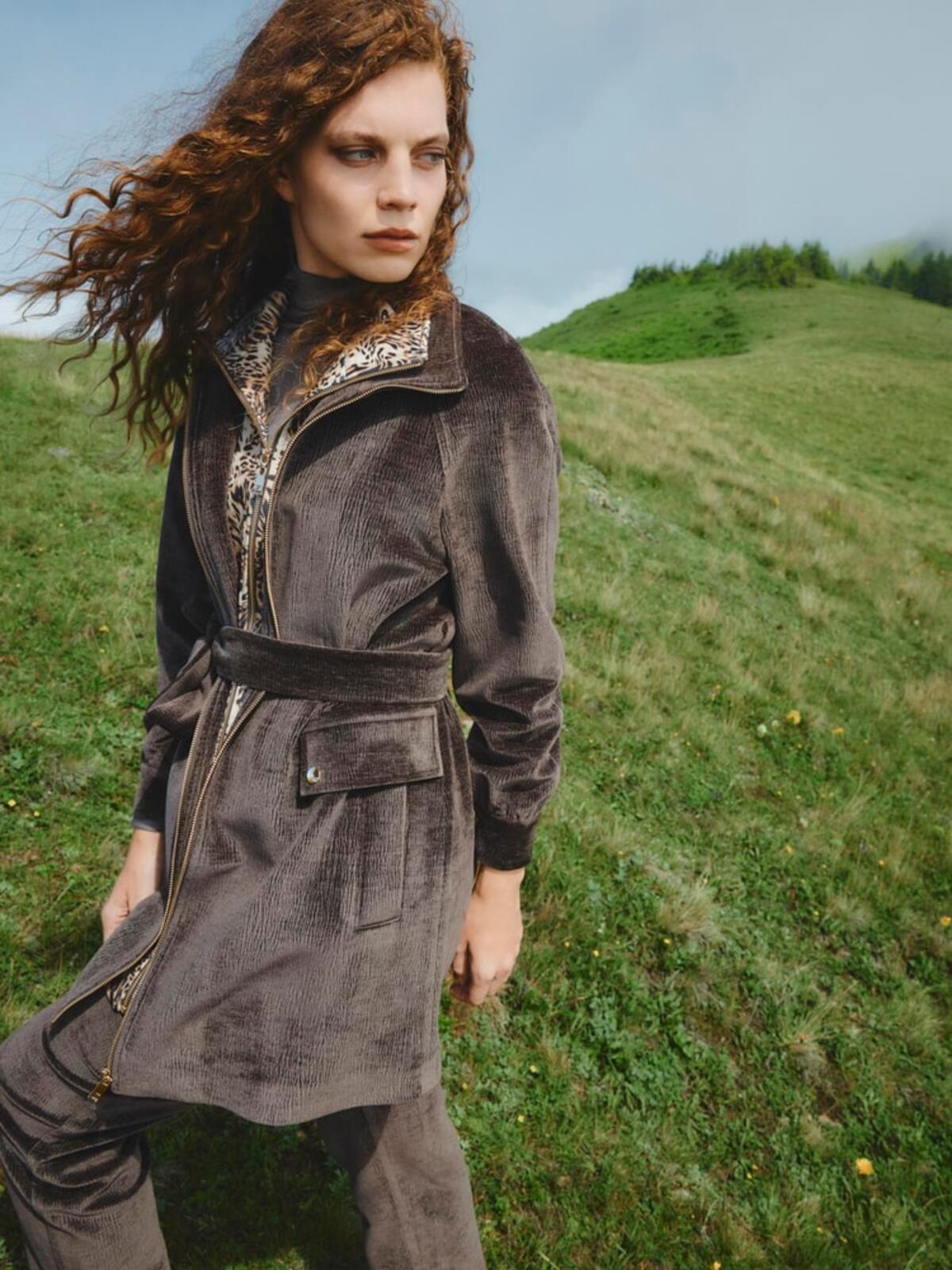 LEOPAR DETAYLI KUŞAKLI CEKET