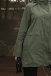ARMA DETAYLI ŞERİTLİ KISA BOY TRENÇKOT
