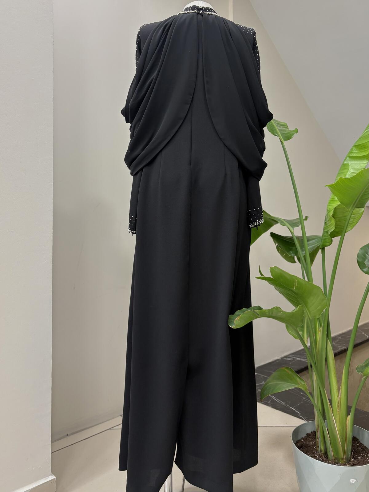 OMUZ DRAPELİ TAŞ İŞLEMELİ ELBİSE