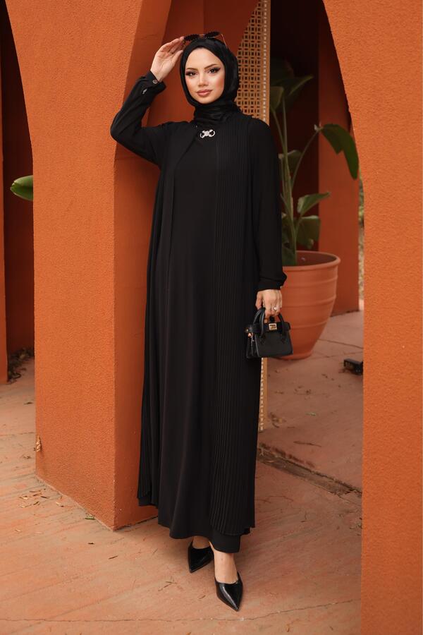 JAKARLI PİLİSELİ ELBİSE