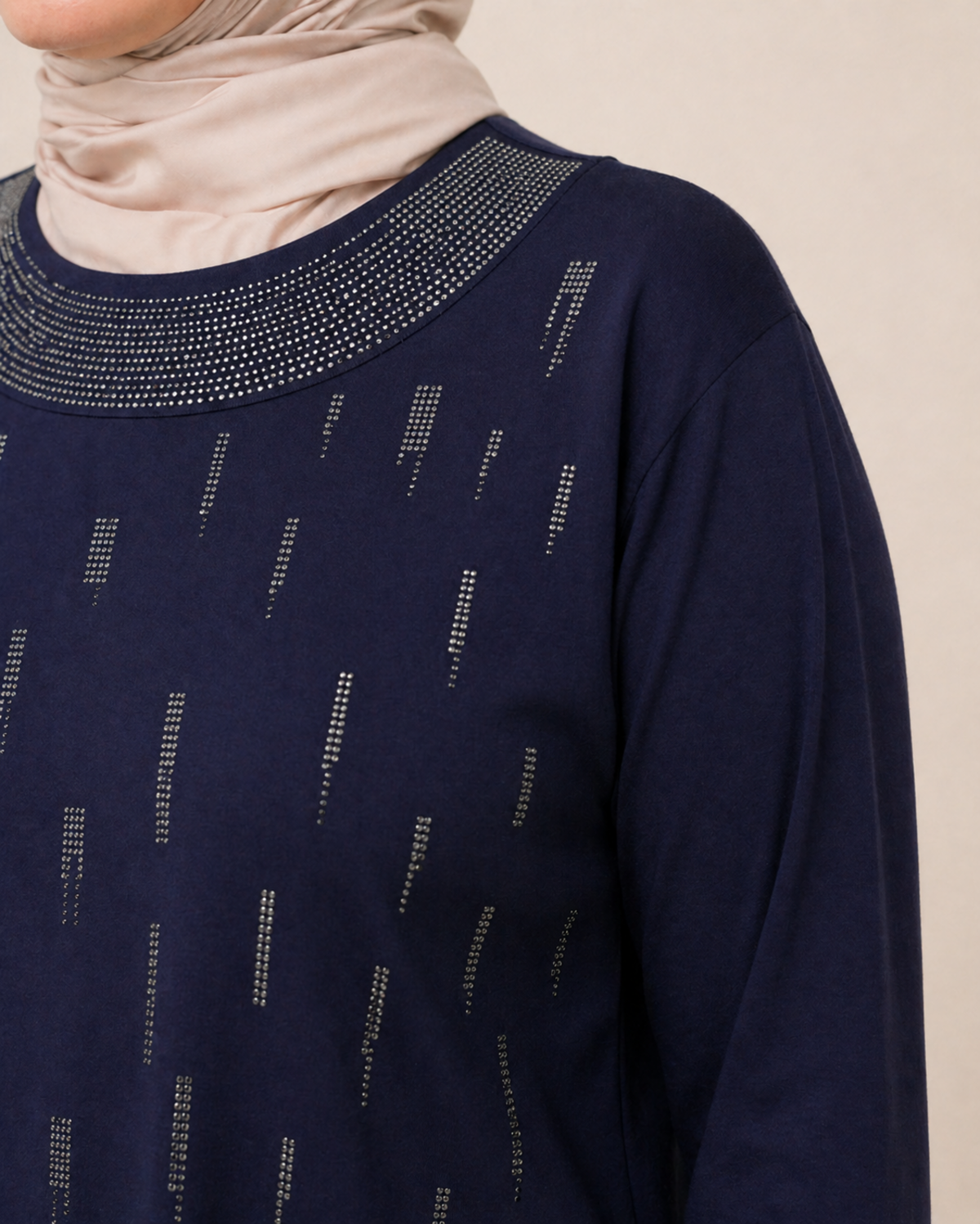 DİKDÖRTGEN TAŞLI BATTAL BLUZ