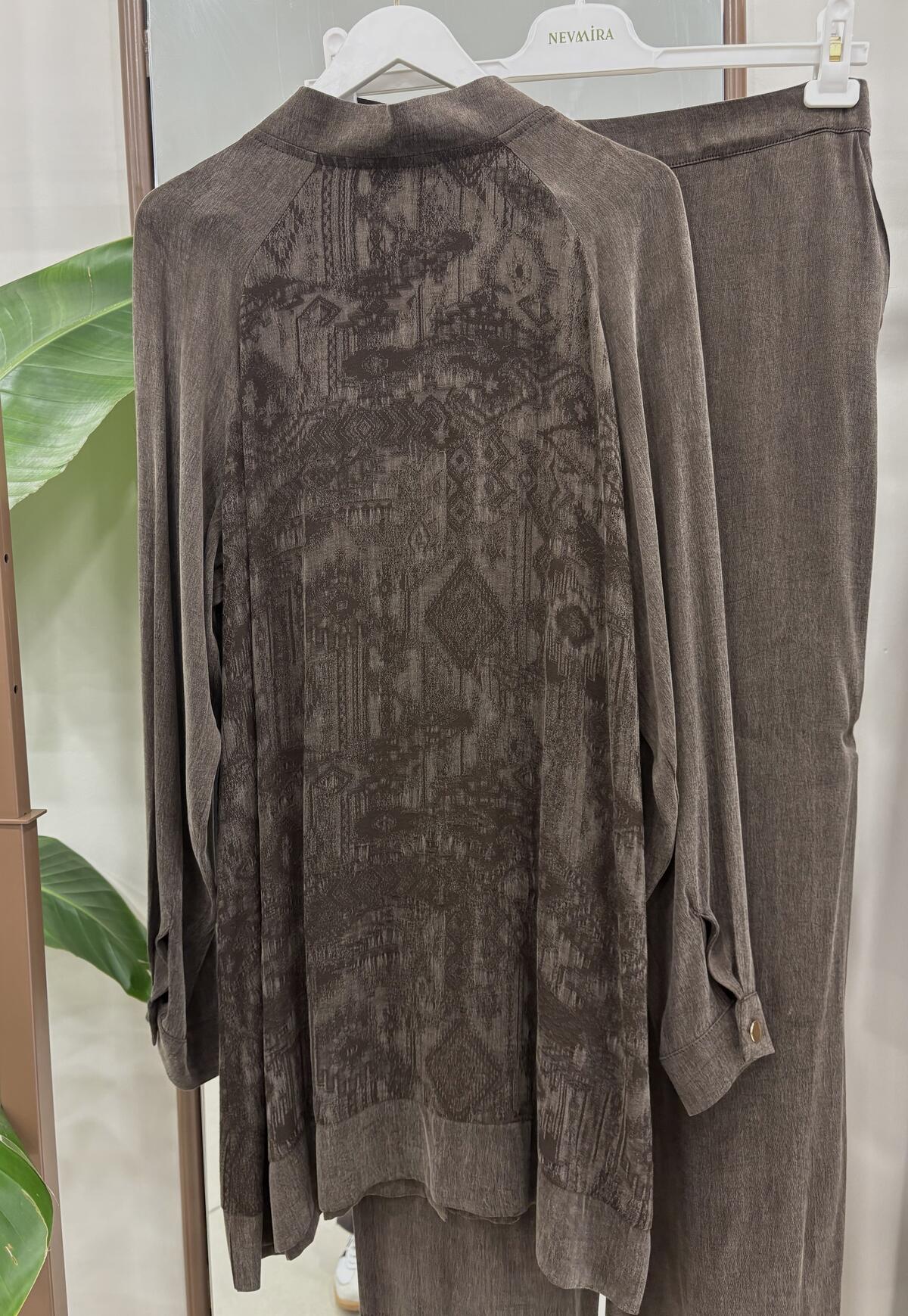 DESENLİ KUPRA PANTOLONLU TAKIM