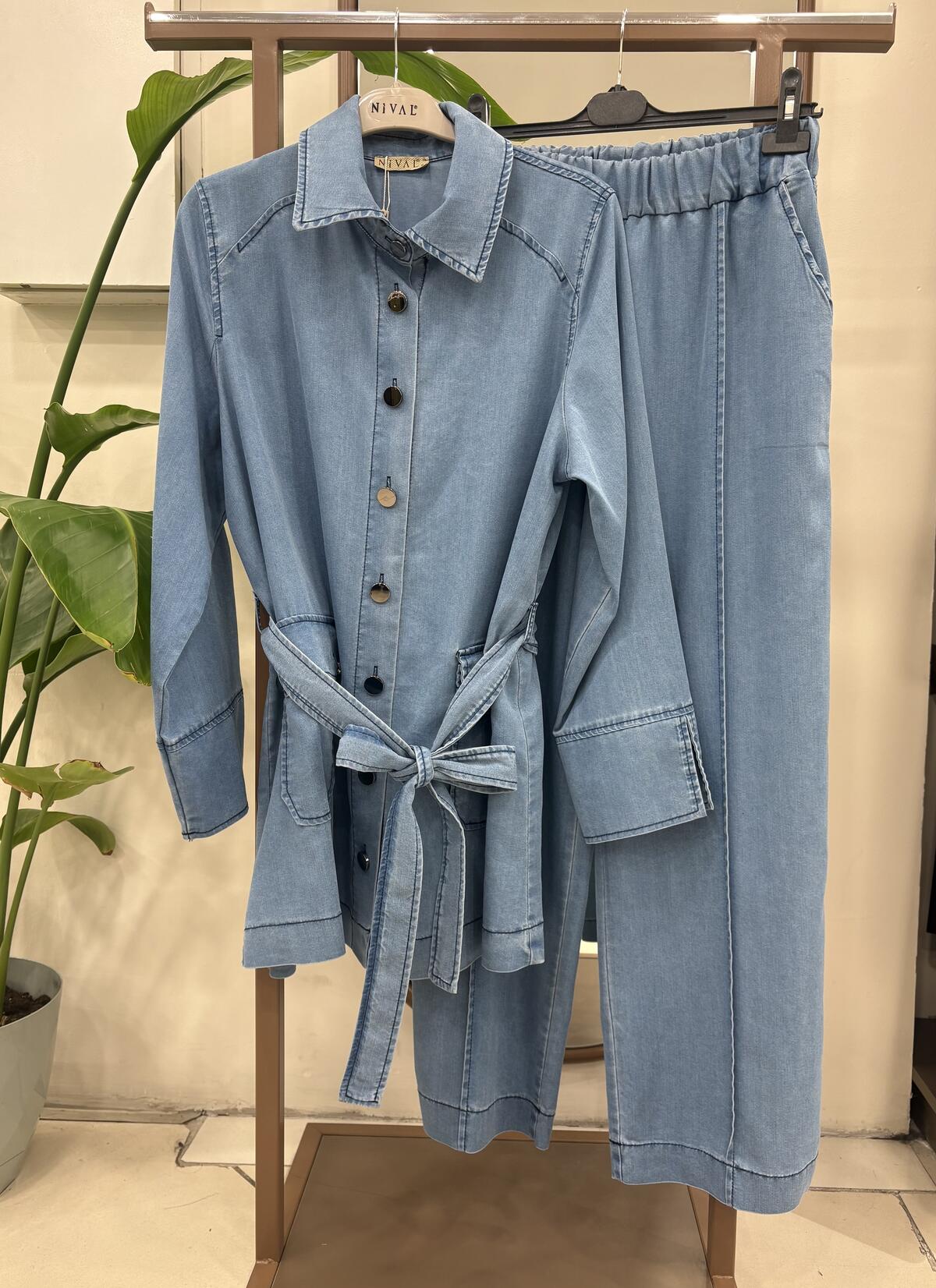 DÜĞMELİ CEP DETAYLI DENİM TAKIM