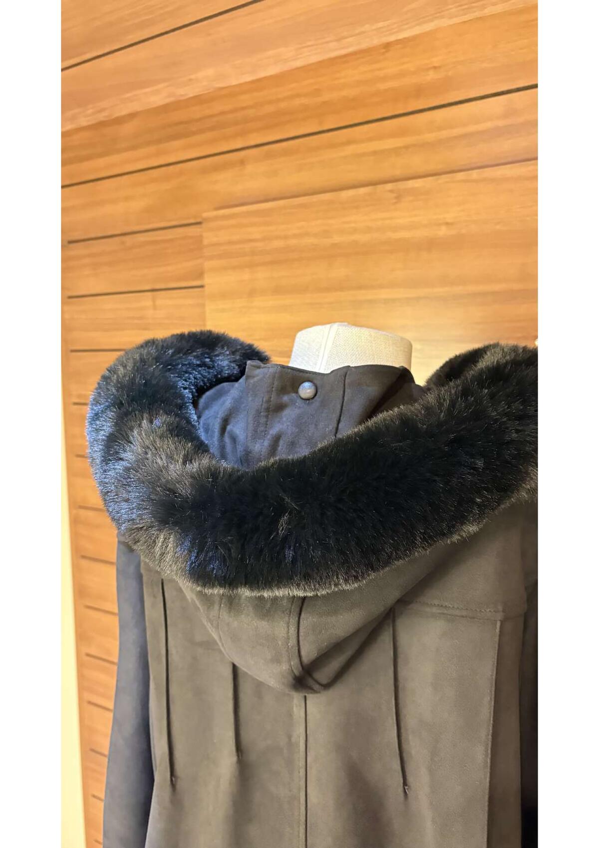 KAPŞONLU ÇIT ÇITLI SÜET PANÇO