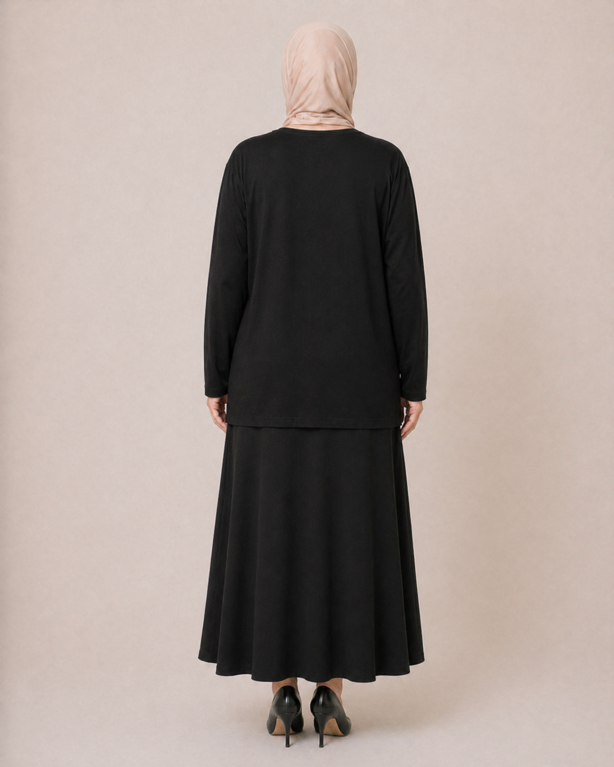 YAPRAK TAŞ İŞLEMELİ BLUZ