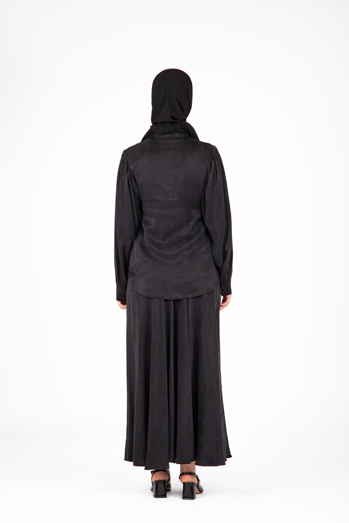 KLOŞ ETEKLİ HAKİM YAKA KUPRA TAKIM