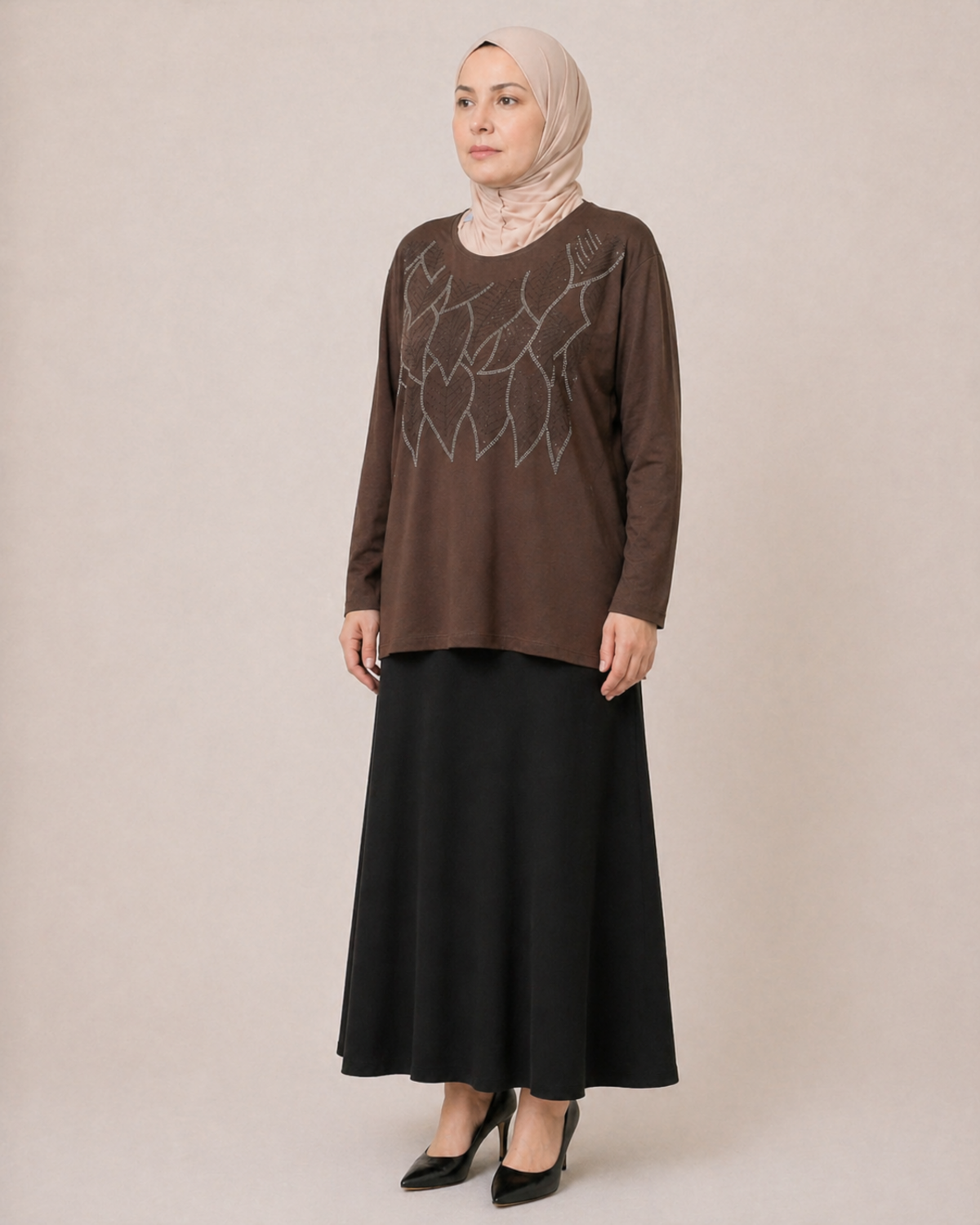 YAPRAK TAŞ İŞLEMELİ BLUZ