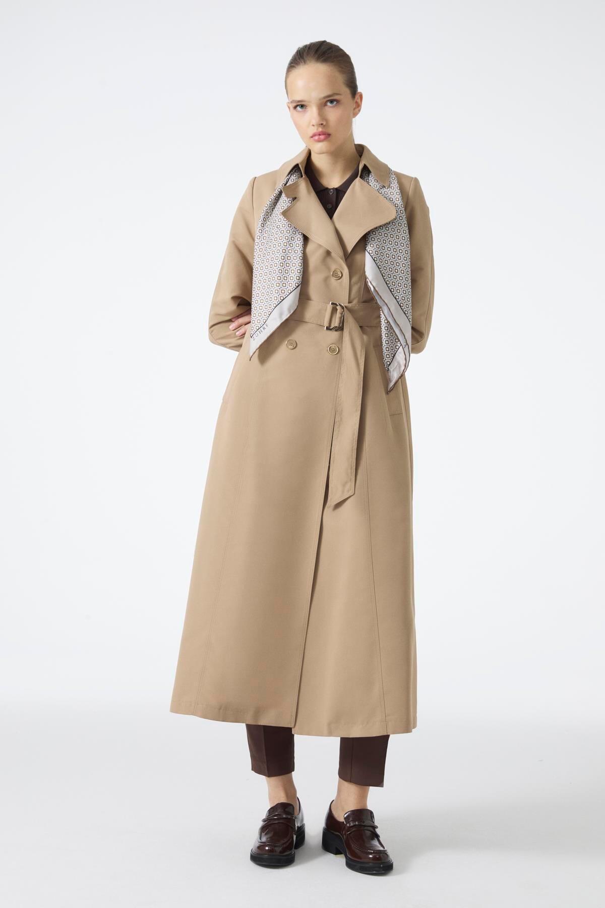 ZİNCİR VE KEMER DETAYLI TRENÇKOT