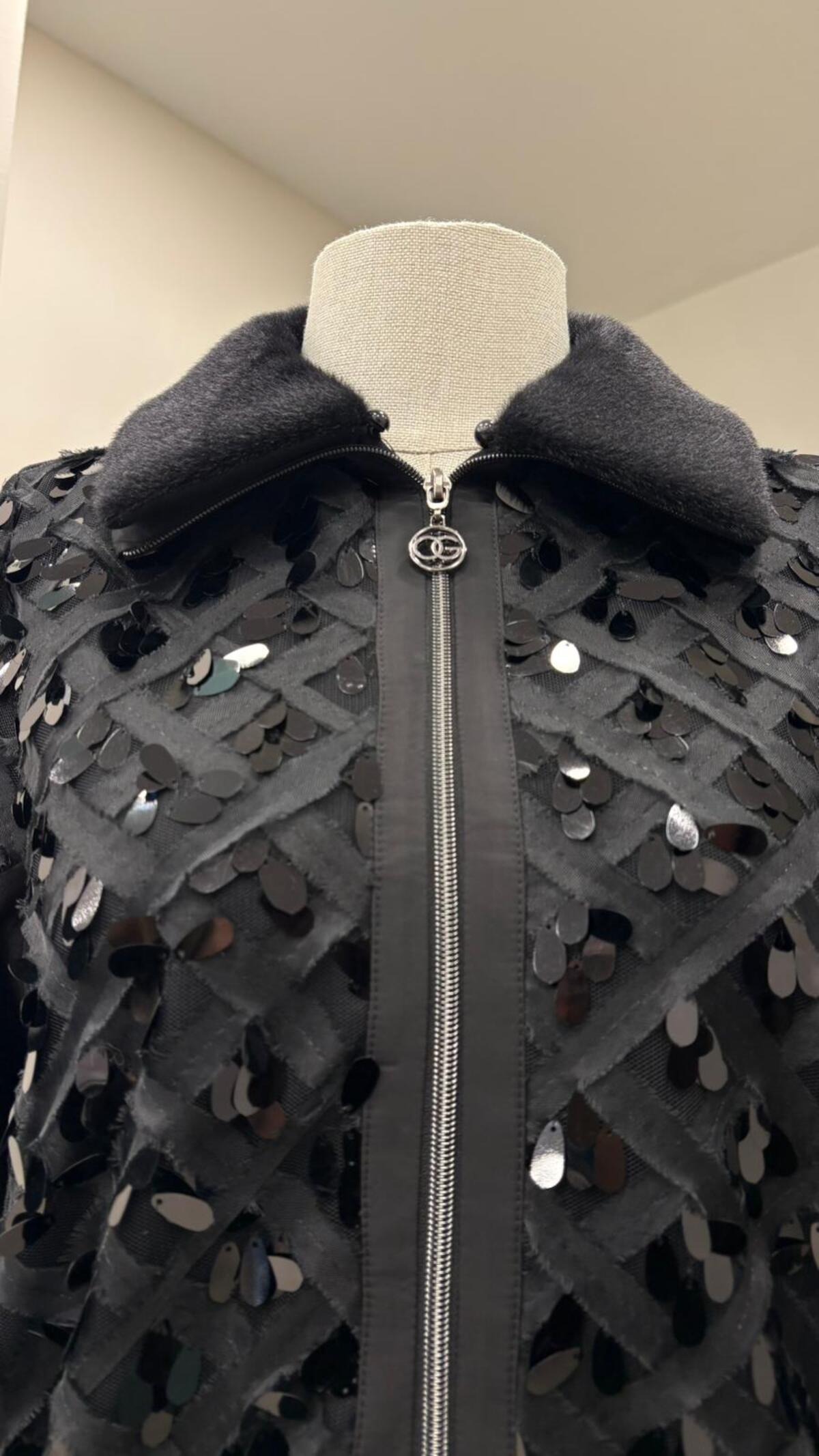 PUL İŞLEMELİ ETEKLİ TAKIM