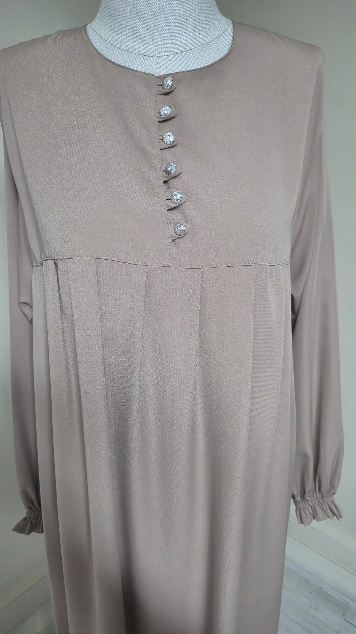 DÜZ ROBA PİLELİ İPEK ELBİSE