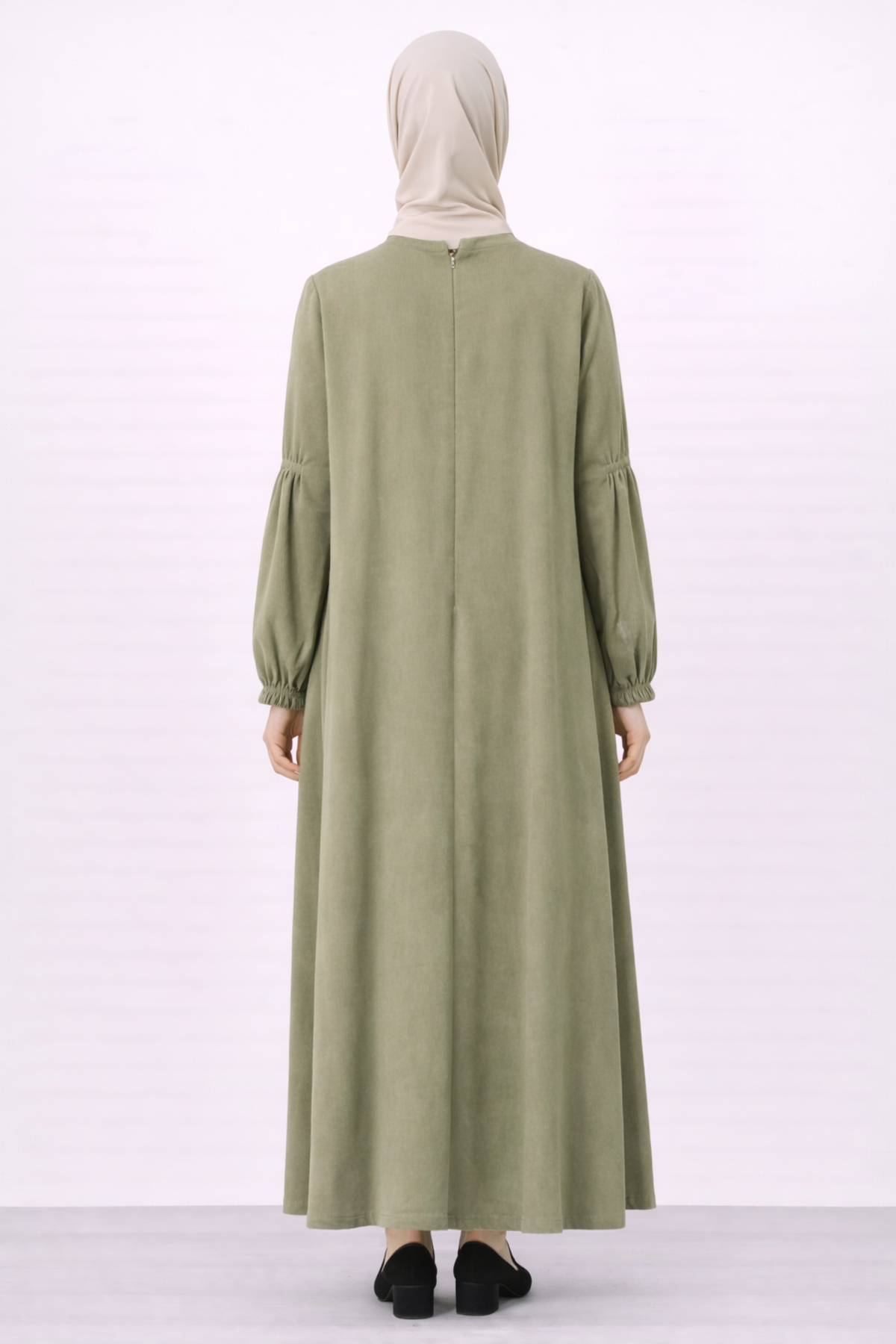 CEP DETAYLI BÜZGÜLÜ ELBİSE