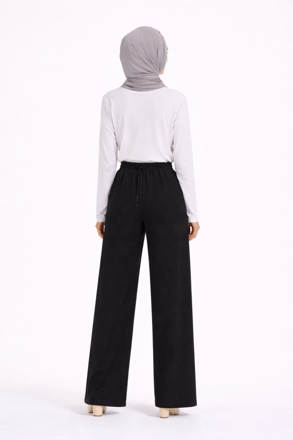 BOL PAÇA CEPLİ SUZANNA PANTOLON