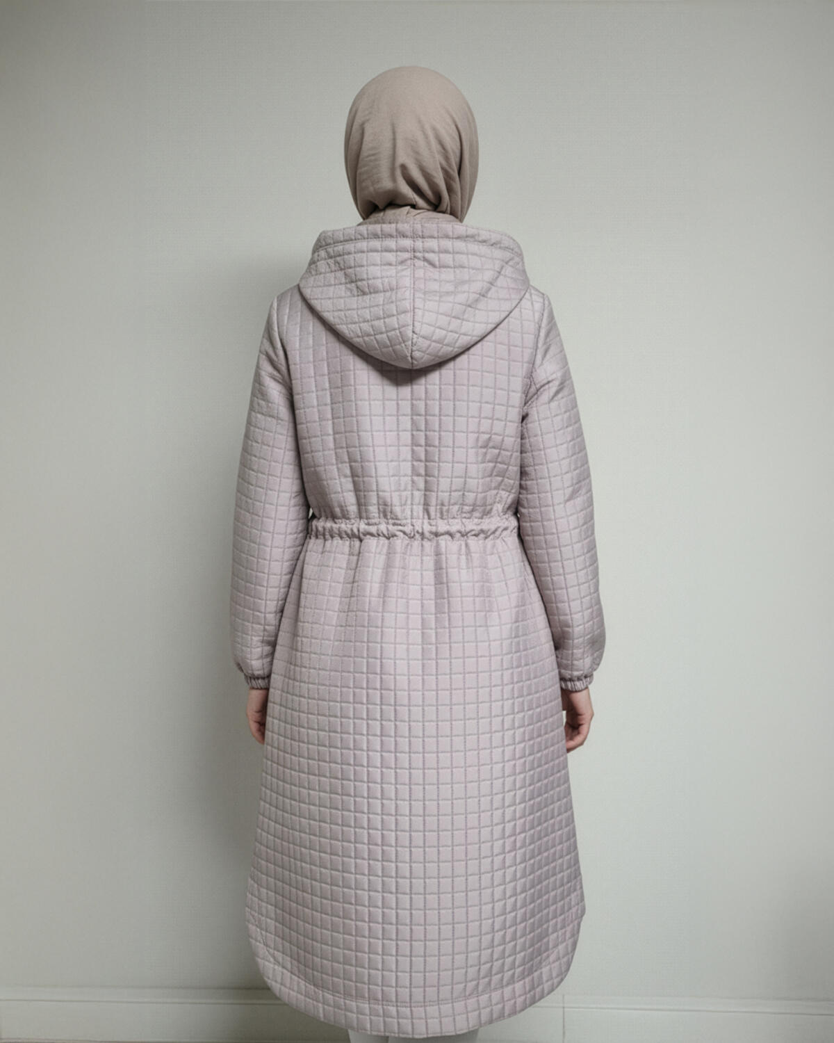 TORBA CEPLİ KAPŞONLU KISA MONT TORBA CEPLİ KAPŞONLU KISA MONT