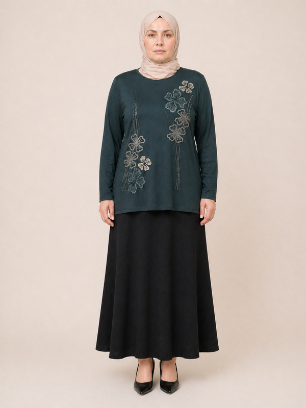 ÇİÇEK İŞLEMELİ TAŞLI BLUZ