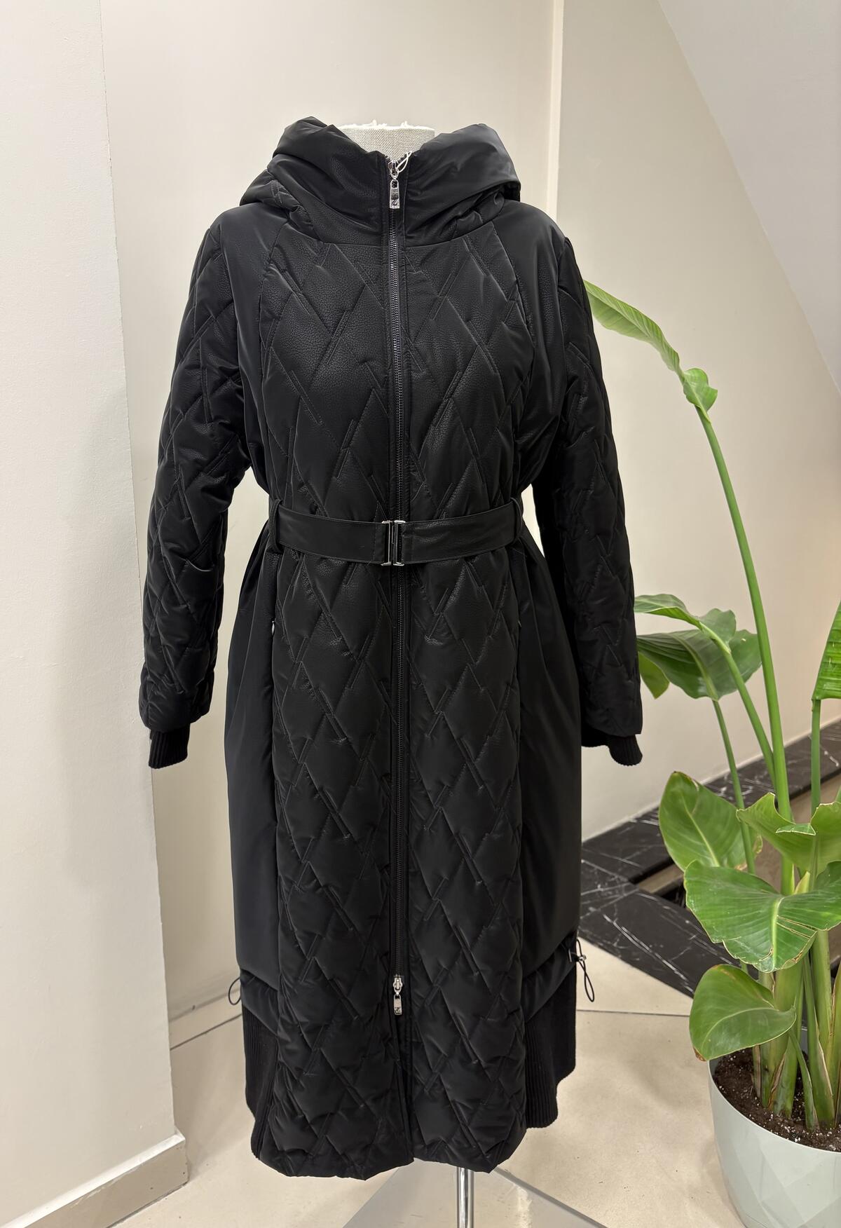 KAPŞONLU ALTI BÜZGÜ DETAYLI MONT