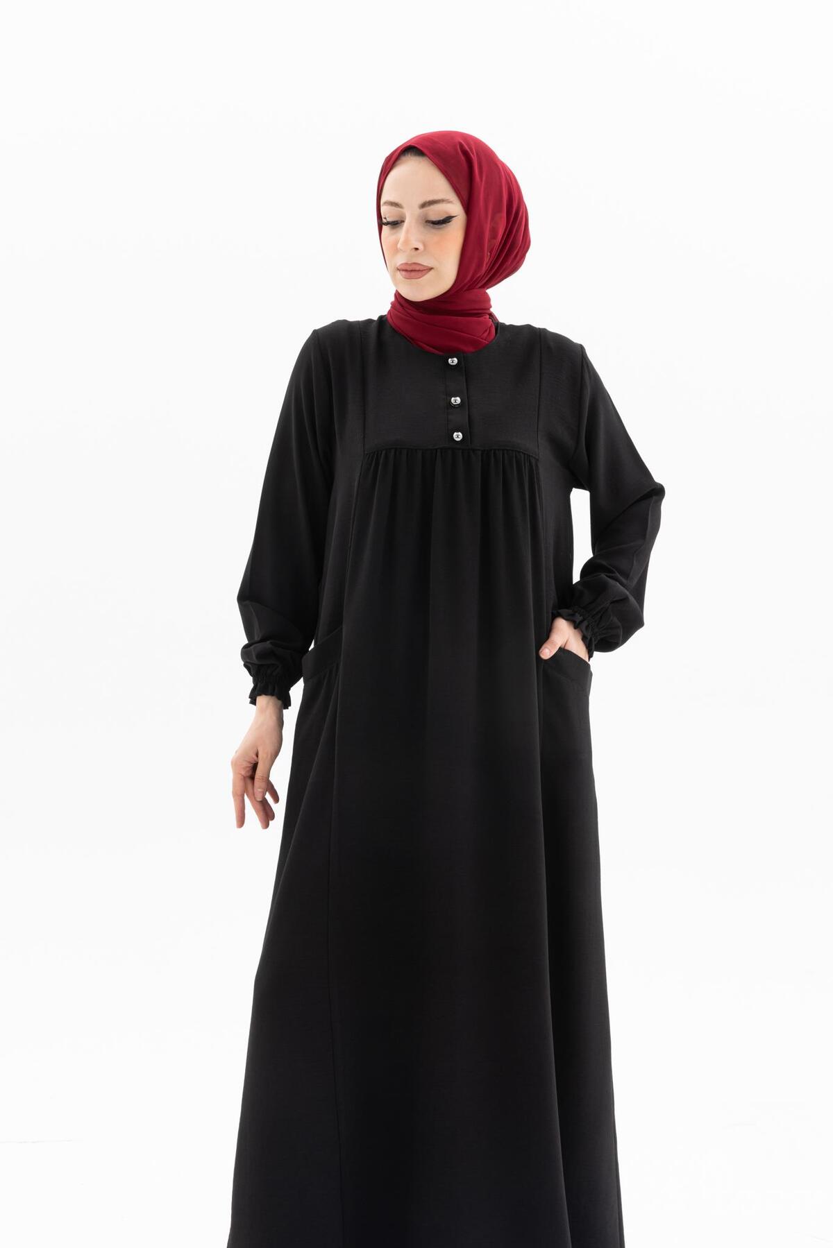 DÜZ ROBA DÜĞMELİ CEPLİ ELBİSE