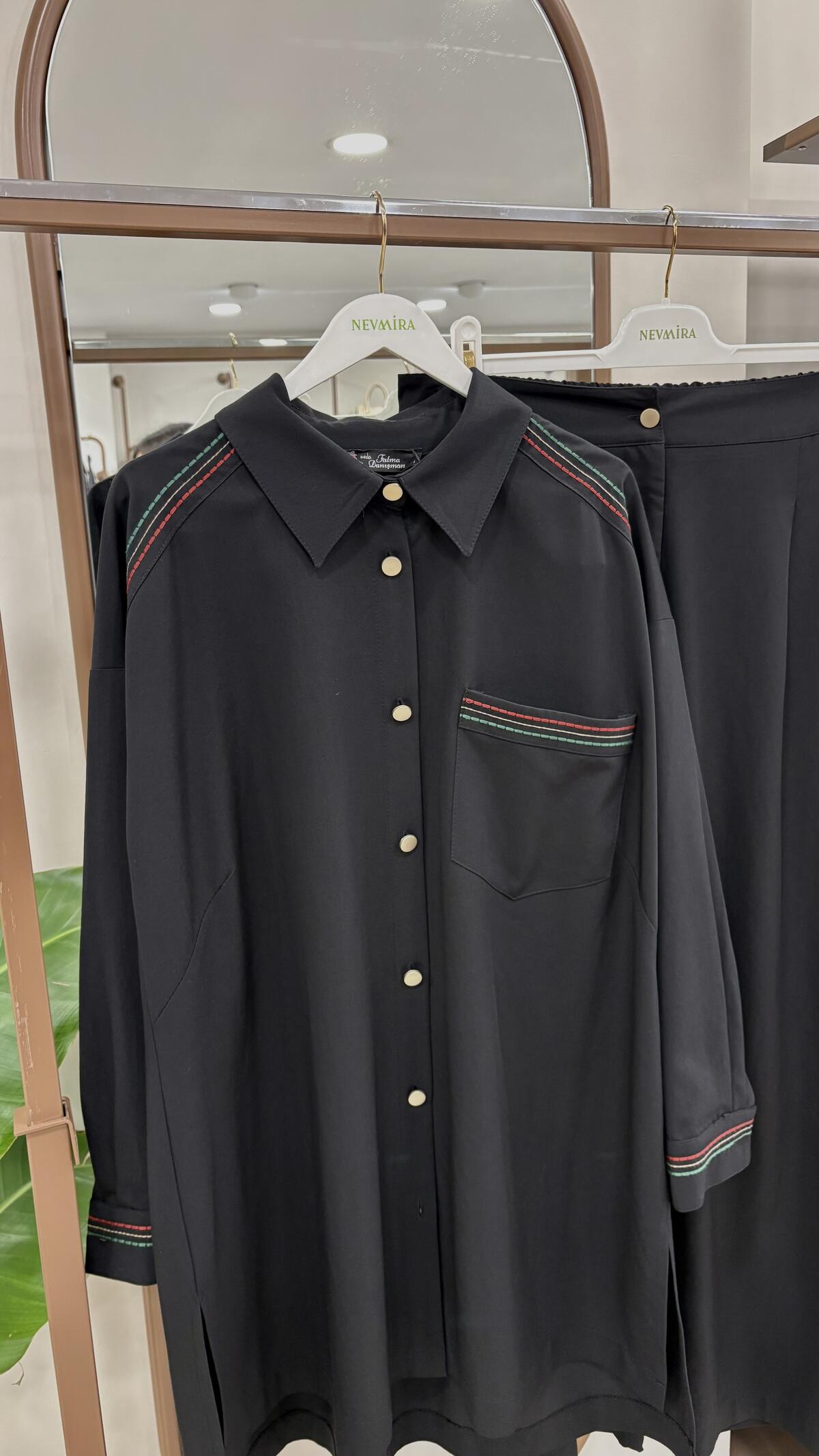 CEP OMUZ NAKIŞLI PANTOLONLU TAKIM