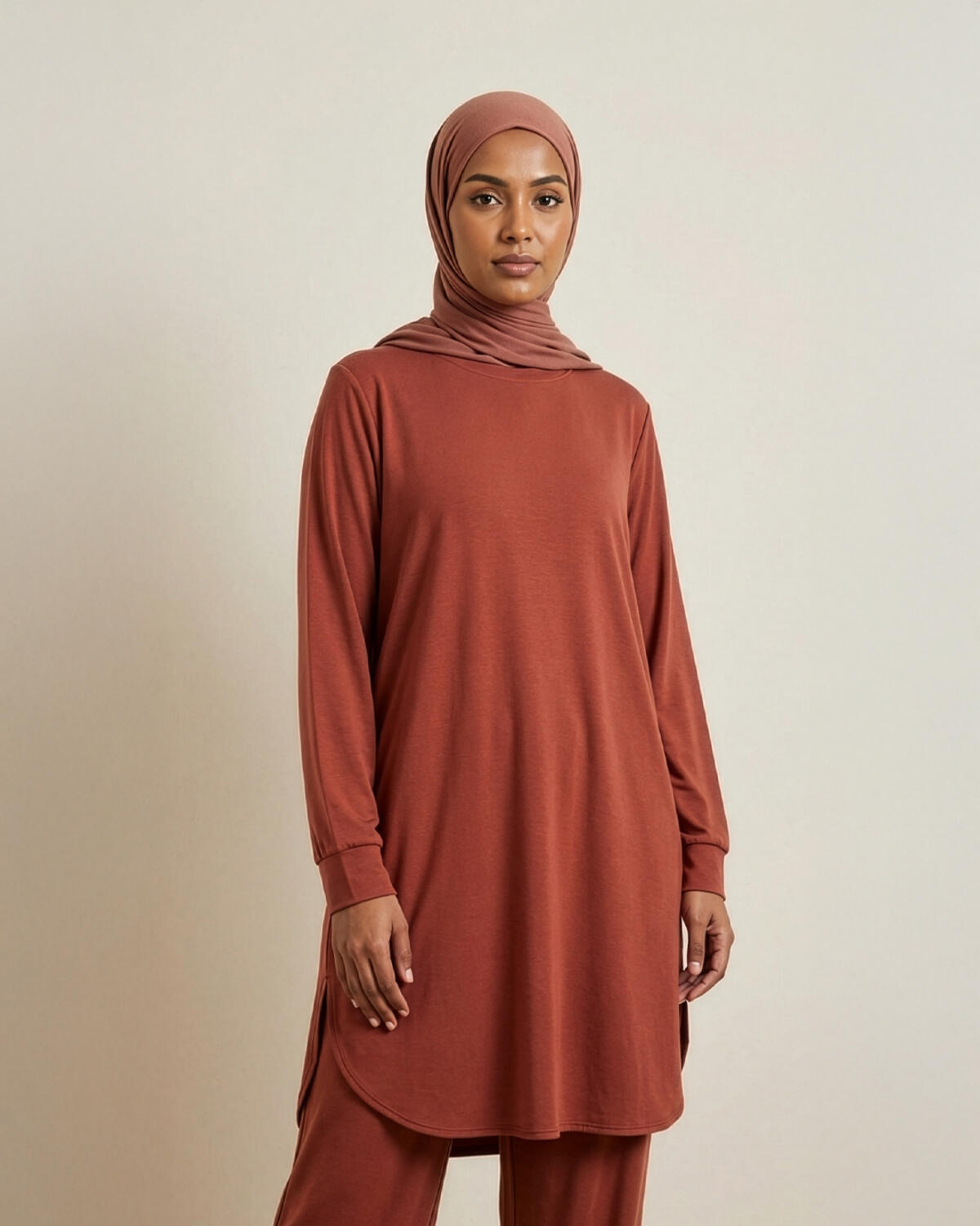 DÜZ RENK KRİSTAL TUNİK