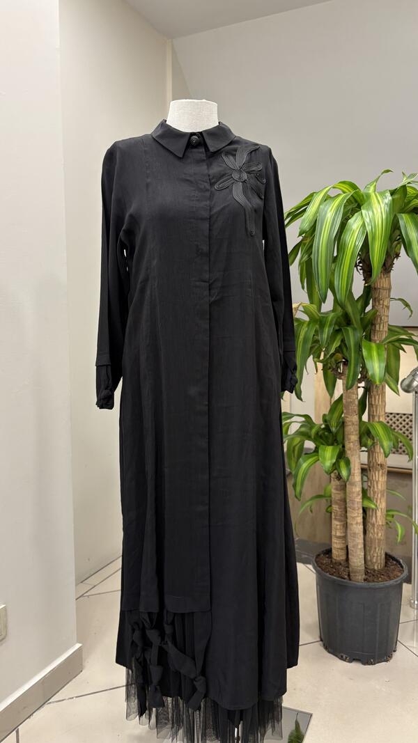 ALTI ASİMETRİK TÜL DETAYLI ELBİSE