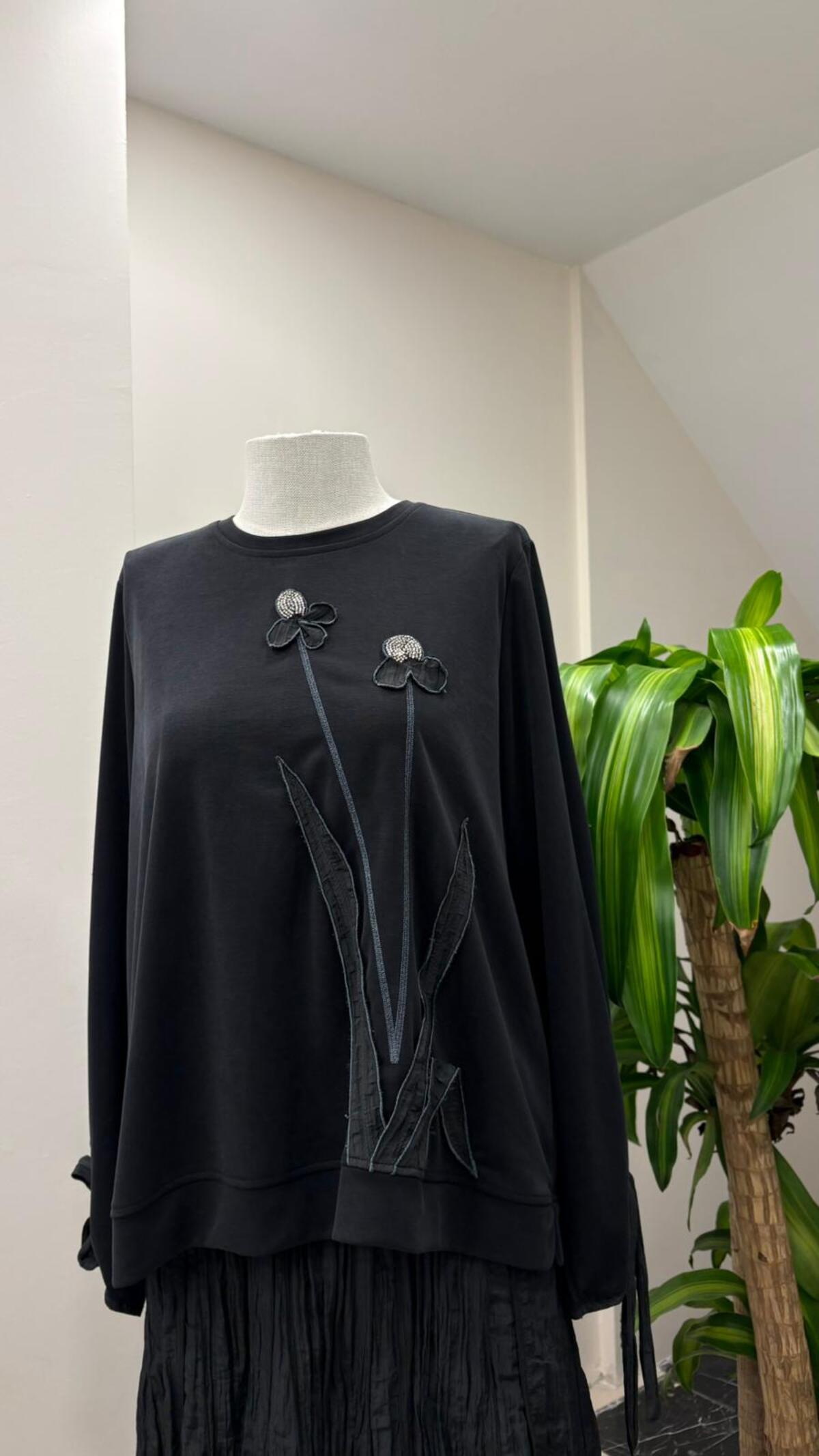 KRAŞLI DESENLİ ETEKLİ TAKIM