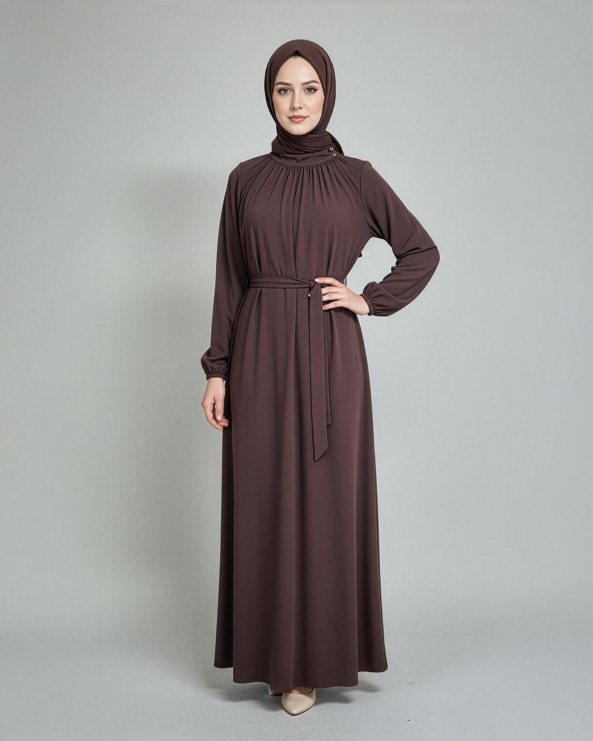 YAKA BÜZGÜLÜ RAHAT KALIP ELBİSE