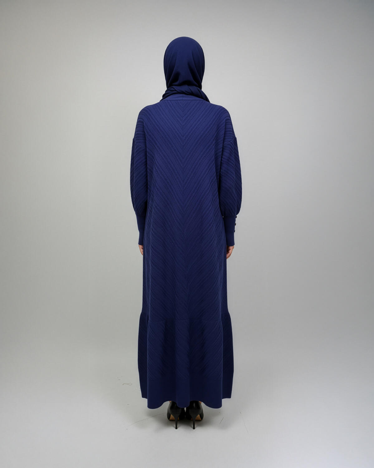 VEREV DESEN TRİKO ELBİSE