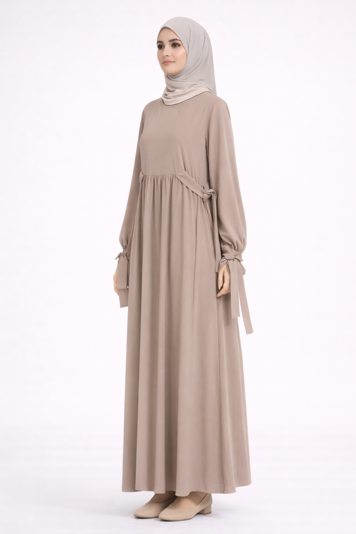 YAN BAĞLAMALI İPEK ELBİSE