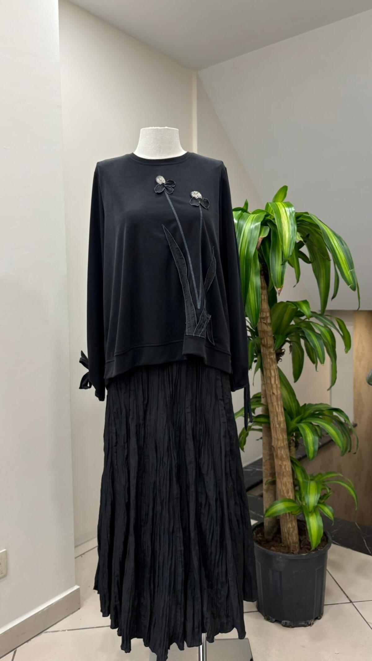 KRAŞLI DESENLİ ETEKLİ TAKIM