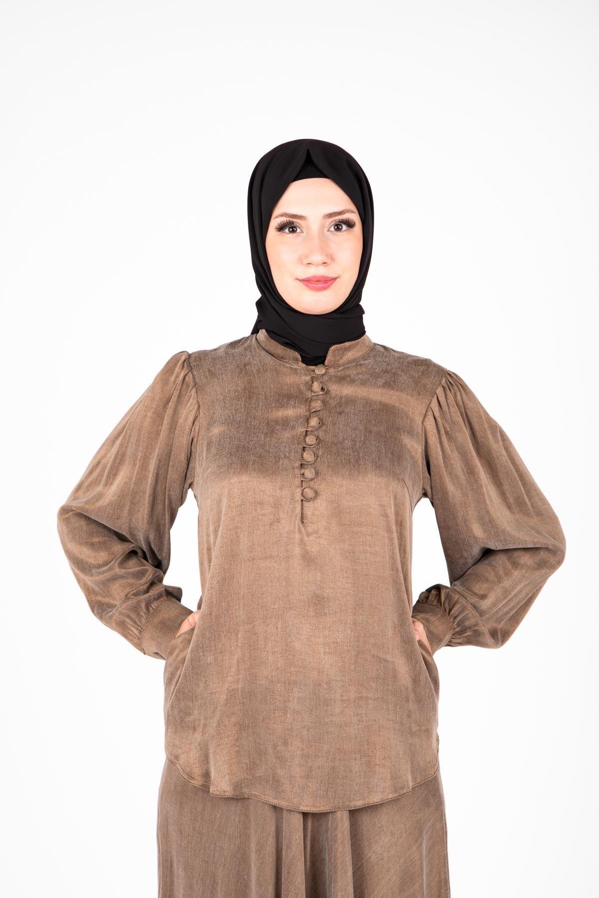 KLOŞ ETEKLİ HAKİM YAKA KUPRA TAKIM