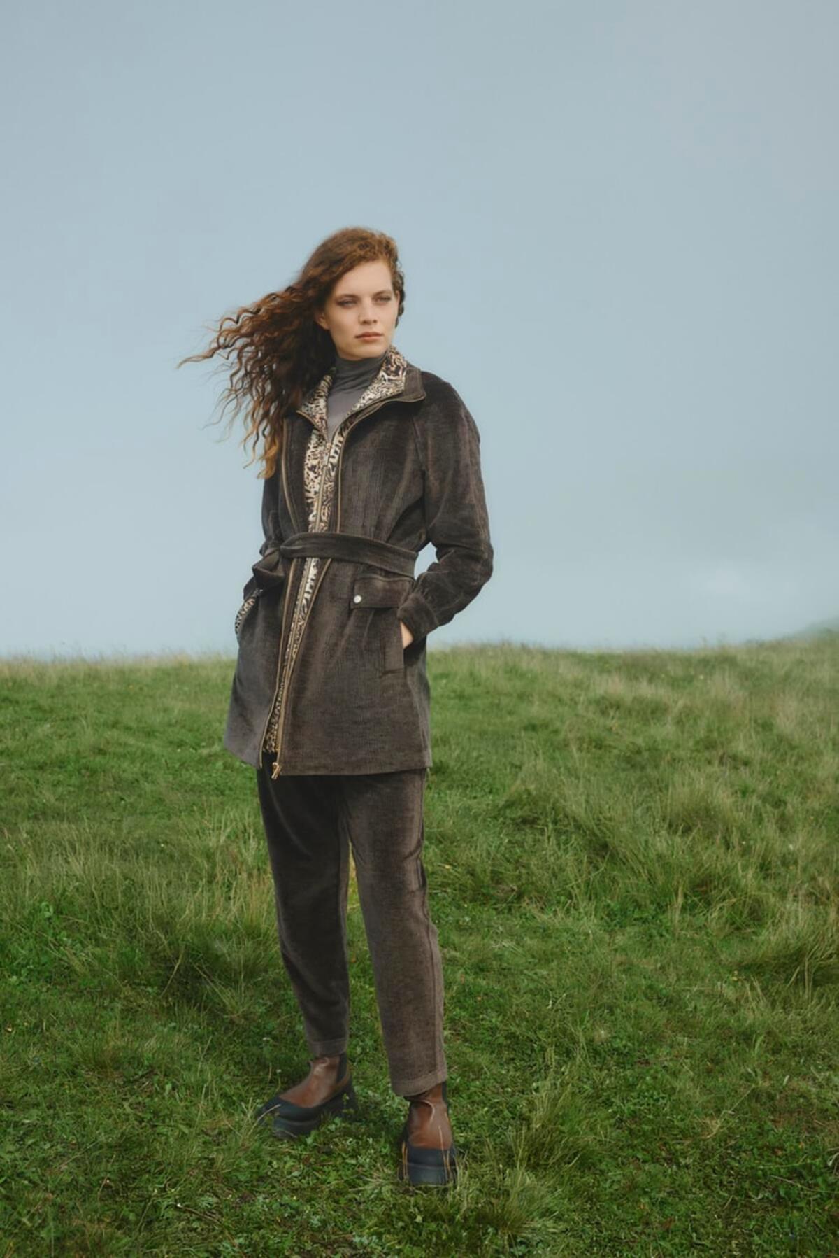 LEOPAR DETAYLI KUŞAKLI CEKET