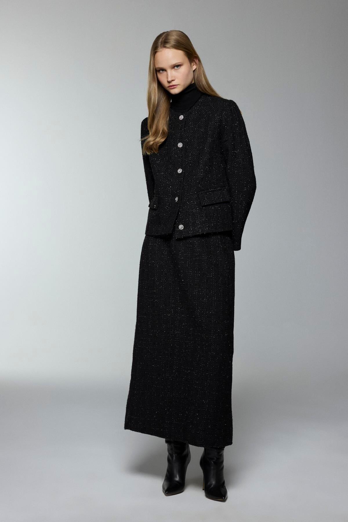 EKOSE DETAYLI CEKETLİ TAKIM