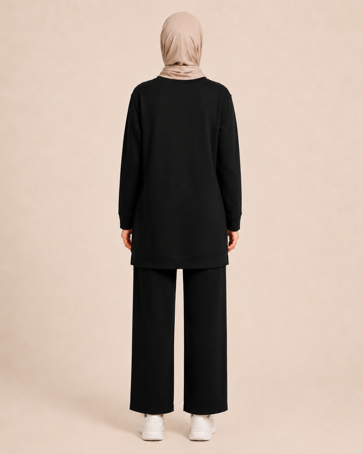 DÜĞME DETAYLI İKİ İPLİK PANTALONLU TAKIM
